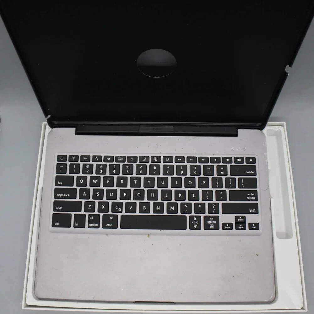 WIRELESS KEYBOARD
